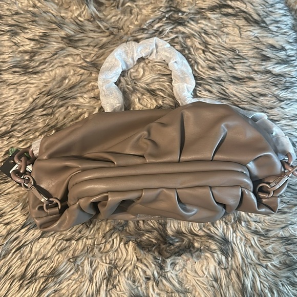 Badgley Mischka Wrapped Frame Clutch TAUPE - Picture 5 of 7